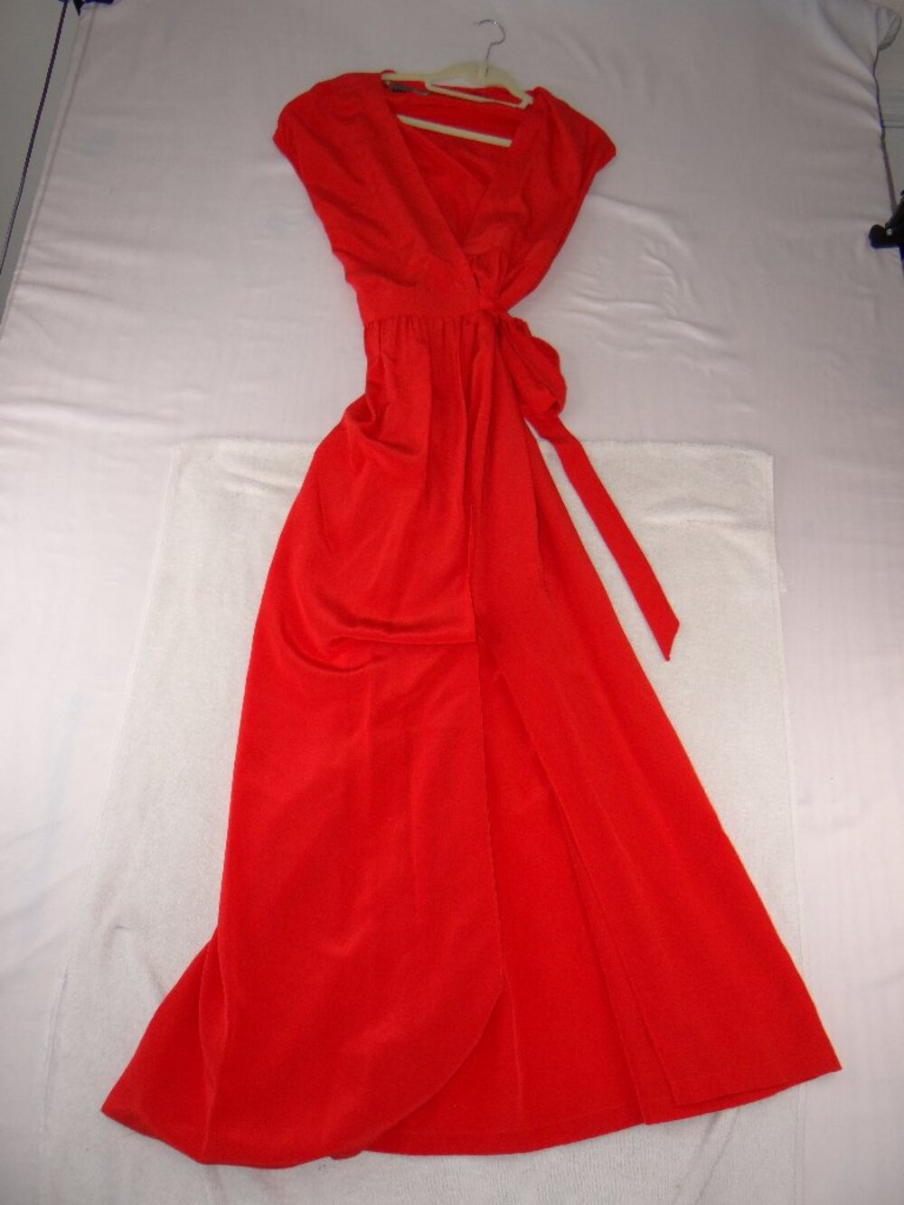 MYNE ashley ann Red Wrap Maxi Dress Deep V-Neck‎ Tie Waist Size 2